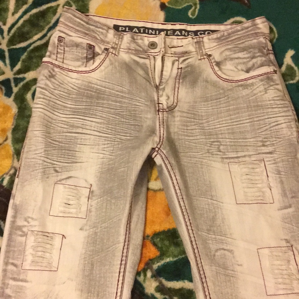 Platino Jeans Co Distressed Jeans